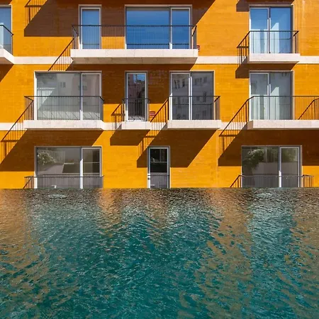 Bright 1 Bdr W/ Pool View By Lovelystay Lisboa