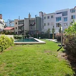 Bright 1 Bdr W/ Pool View By Lovelystay Lizbona