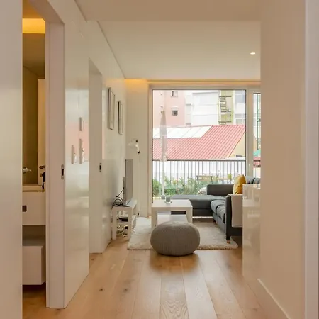 Bright 1 Bdr W/ Pool View By Lovelystay * Lisboa