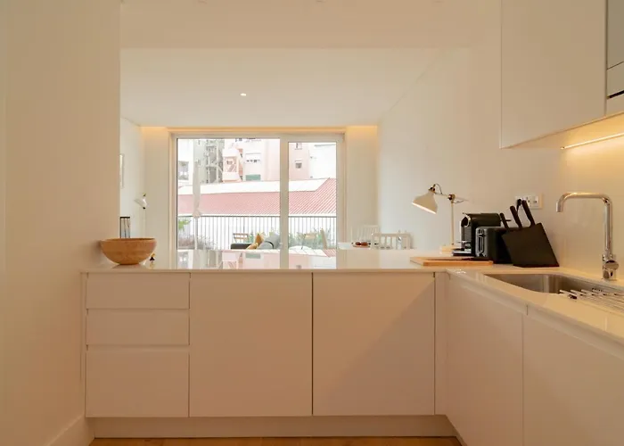 Apartmán Bright 1 Bdr W/ Pool View By Lovelystay