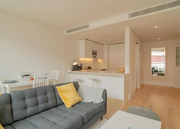Apartmán Bright 1 Bdr W/ Pool View By Lovelystay