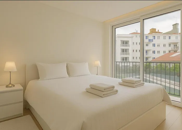 Apartmán Bright 1 Bdr W/ Pool View By Lovelystay