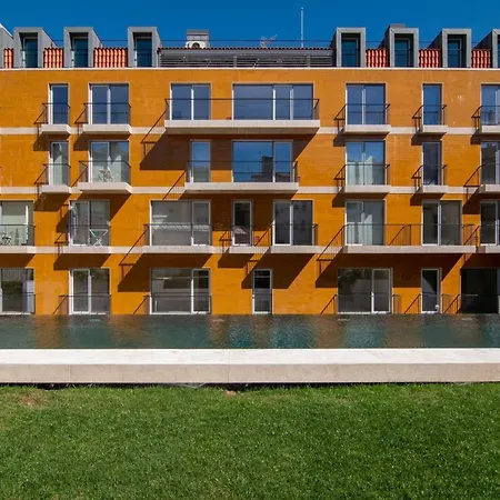 Bright 1 Bdr W/ Pool View By Lovelystay Apartment