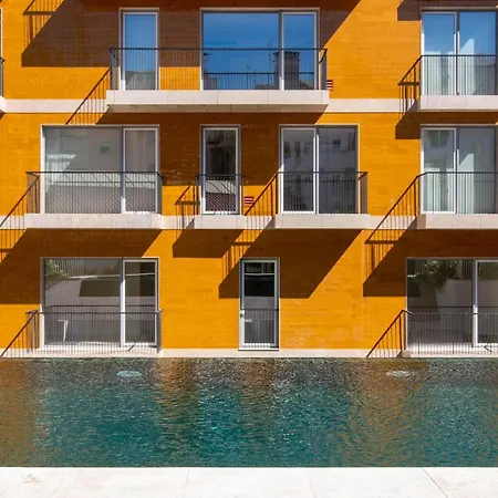Lägenhet Bright 1 Bdr W/ Pool View By Lovelystay
